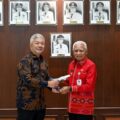 Wagub Surya saat menerima kunjungan Wakil Direktur Utama Garuda Indonesia Thomas Oentoro beserta jajaran di Kantor Gubernur Sumut, Jalan Diponegoro, Medan, Kamis (3/9/2026).
