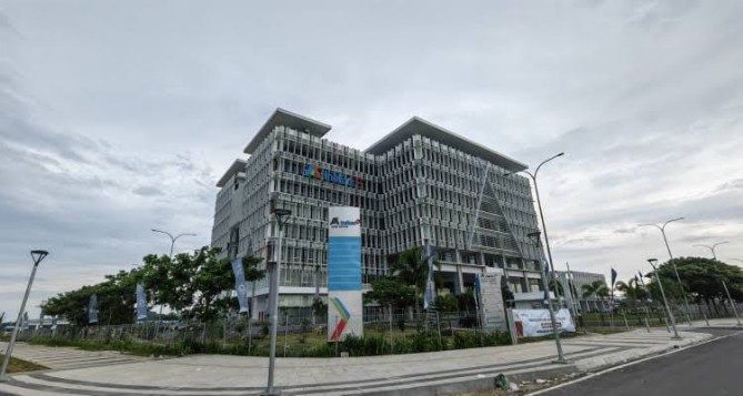 PT Inalum (Persero) memperkuat hilirisasi industri aluminium nasional dengan mengintegrasikan pengolahan bahan baku, produksi aluminium, hingga pengembangan produk turunan.