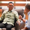 Wakil Wali Kota Medan Zakiyuddin Harahap menerima Direktur Teknologi Informasi dan Operasional Bank Sumut Sandhy Sofian di Balai Kota Medan, Jumat (4/9/2026).