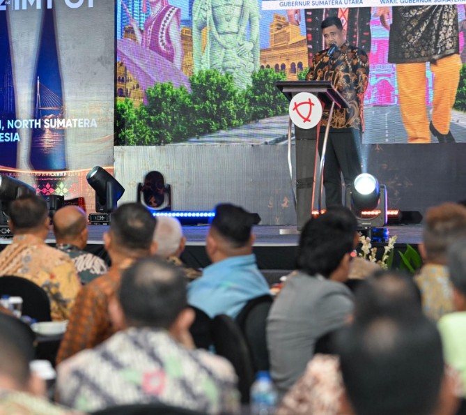 Bobby Nasution saat menghadiri jamuan makan malam Pertemuan Tingkat Menteri IMT-GT ke-32 di Hotel JW Marriott Medan, Rabu (9/9/2026) malam.