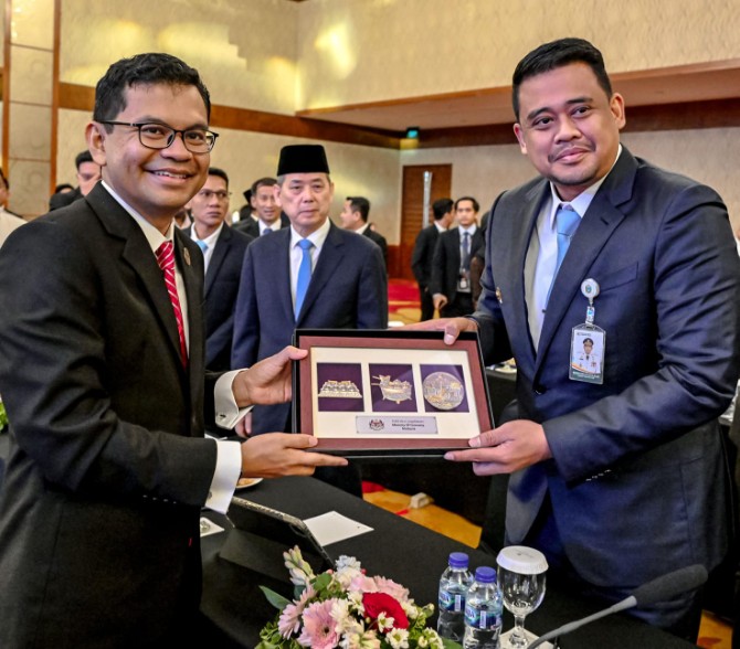 Bobby Nasution selaku Chair of the Chief Ministers' and Governors' Forum (CMGF) dalam sesi pelaporan di Hotel JW Marriott Medan, Kamis (10/9/2026).
