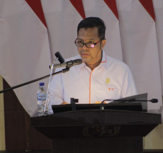Ade Taufik