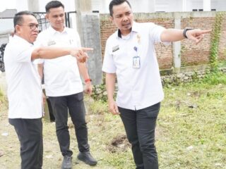 Wakil Wali Kota Medan Zakiyuddin Harahap menemukan sejumlah saluran drainase tersumbat dan tidak terhubung saat melakukan inspeksi mendadak (sidak) di Kecamatan Medan Helvetia, Rabu (16/9/2026).