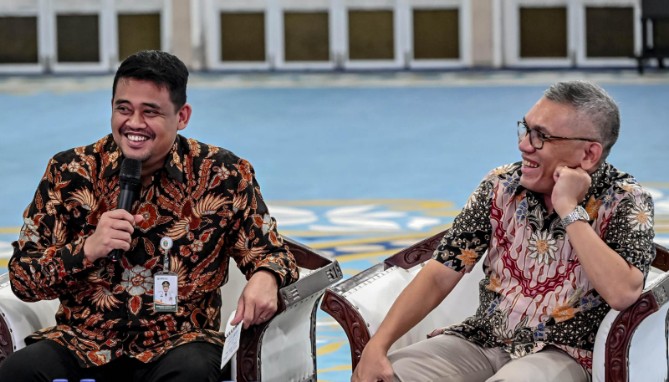 Bobby Nasution saat menerima audiensi Kementerian PKP di Aula Tengku Rizal Nurdin, Jumat (18/9/2026).