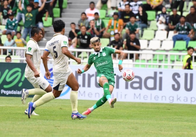 Ayam Kinantan membantai Persiku Kudus dengan skor telak 6-0 di Stadion Utama Sumatera Utara (SUSU), Minggu (20/9/2026).