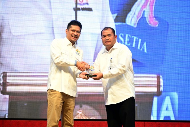 Firsal saat Rapat Pimpinan Provinsi (Rapimprov) KADIN Sumut 2026 di Hotel Adimulia Medan, Kamis (24/9/2026)