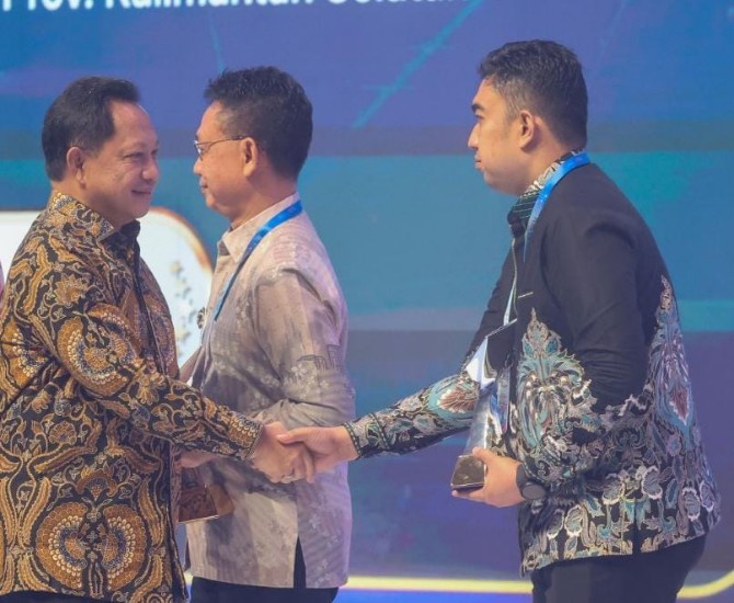 Kota Medan dinobatkan sebagai Kota Terbaik Tim Percepatan dan Perluasan Digitalisasi Daerah (TP2DD) kategori pemerintah kota, sekaligus menjadi pengakuan atas keberhasilan daerah ini mengoptimalkan Pendapatan Asli Daerah (PAD) melalui sistem digital yang terintegrasi.