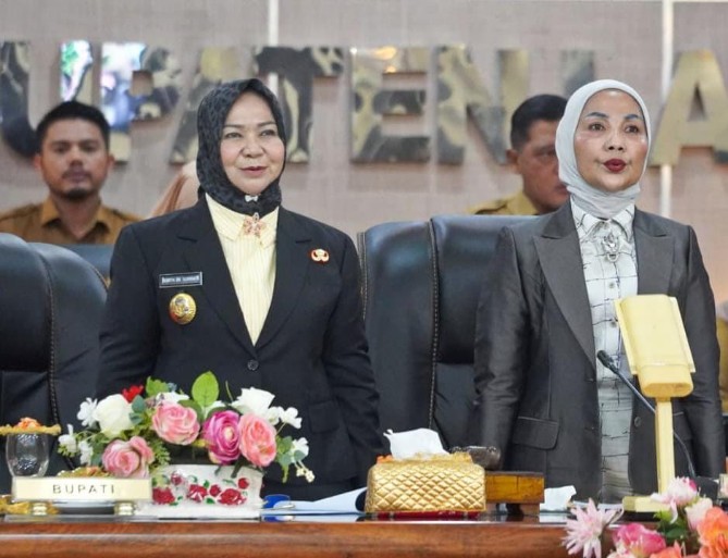 (Plt) Bupati Langkat Tiorita Br Surbakti