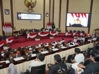 Seluruh Fraksi DPRD Kota Medan Setujui P-APBD 2026, Wali Kota Rico Waas Apresiasi Kerja Sama