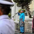 Wakil Gubernur Sumatera Utara Surya menyerahkan Anugerah Bakti Pemuda Inspiratif Sumatera Utara kepada tujuh organisasi kepemudaan pada peringatan Hari Sumpah Pemuda ke-98 di Medan, Rabu (28/10/2026).