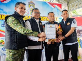 Pemerintah Kabupaten Deli Serdang, Polrestabes Medan, TNI, dan masyarakat mendeklarasikan perlawanan terhadap penyalahgunaan dan peredaran narkoba di kawasan Jermal, Desa Amplas, Kecamatan Percut Sei Tuan, Rabu (28/10/2026).