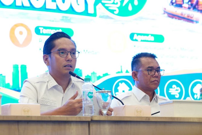 Wali Kota Medan Rico Tri Putra Bayu Waas dan Wakil Wali Kota Medan Zakiyuddin Harahap