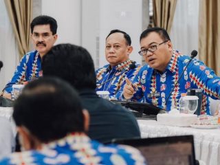 Bupati Deli Serdang Asri Ludin Tambunan dalam rapat koordinasi lintas organisasi perangkat daerah (OPD), Kamis (29/10/2026).